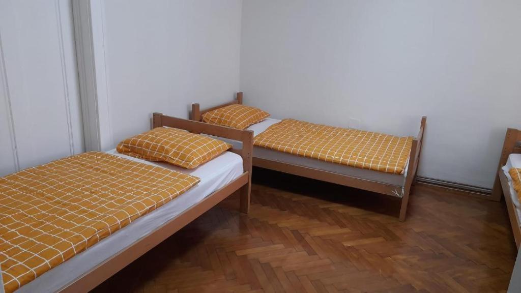 Apartamento Fg Classic Sarajevo Exterior foto