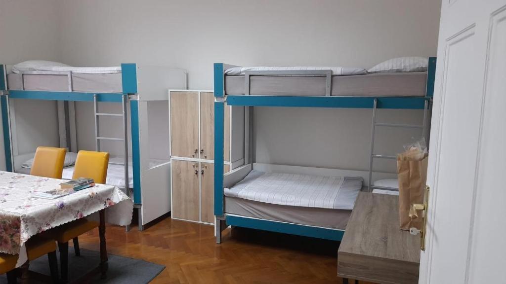 Apartamento Fg Classic Sarajevo Exterior foto